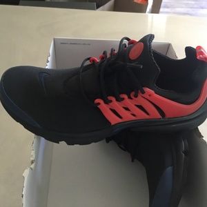 New Men’s Nike Air Presto size 12